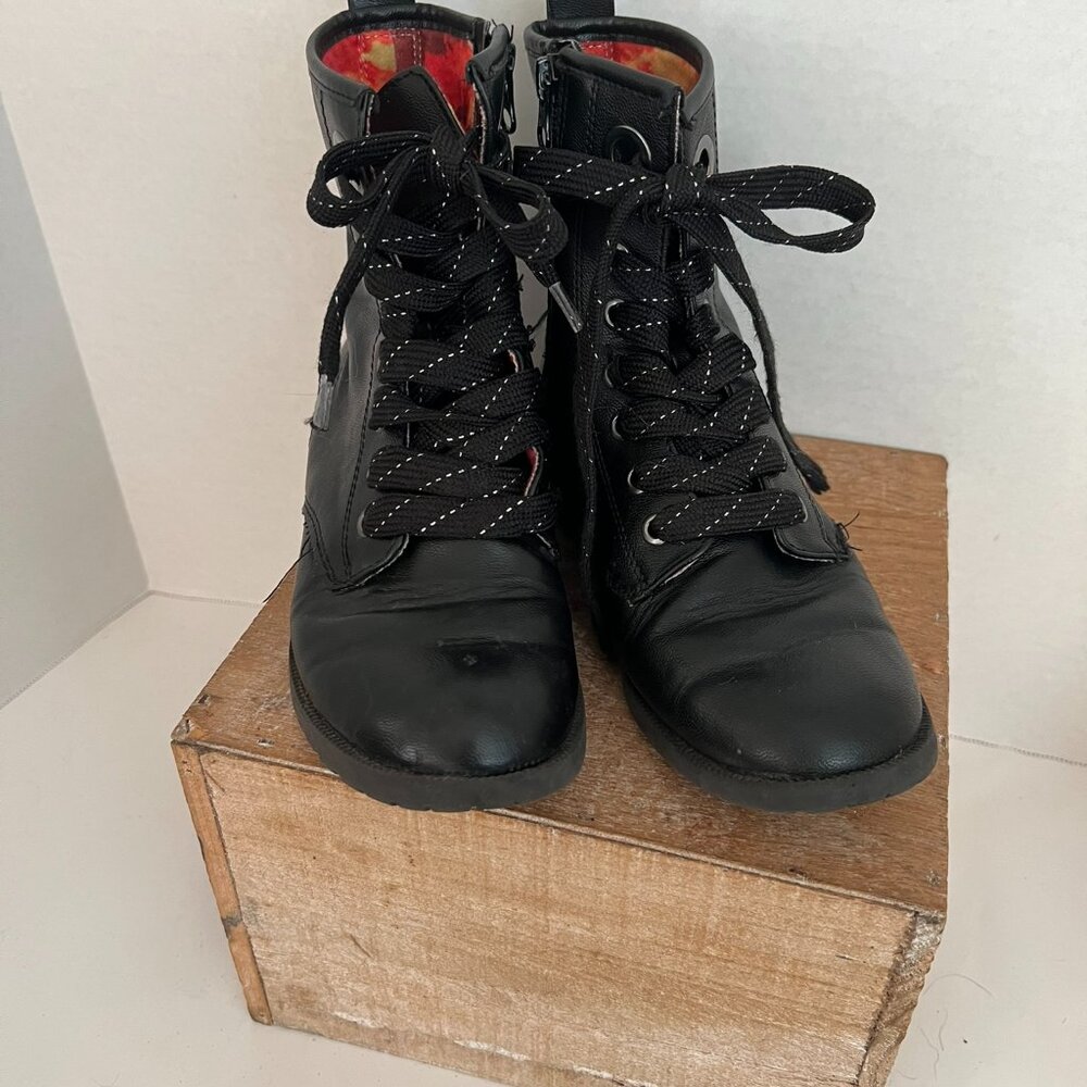 Child`s Shoe